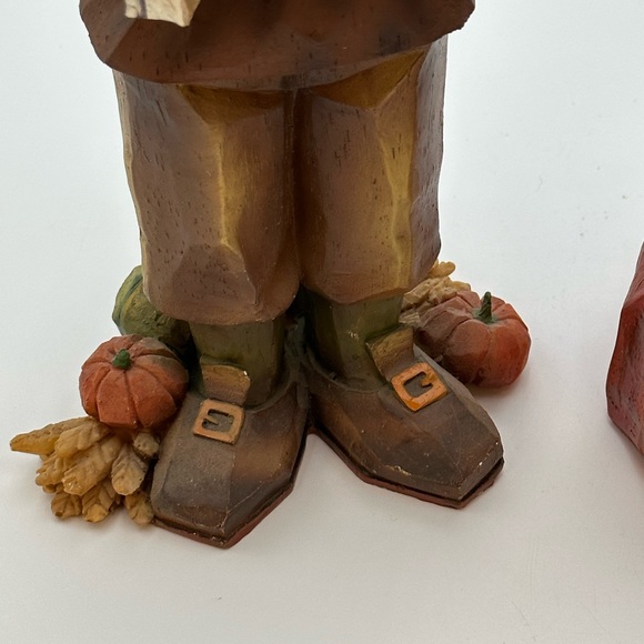 Resin PACIFIC RIM Pilgrim Couple Figurines Thanksgiving Autumn Harvest set of 2 - Picture 12 of 16